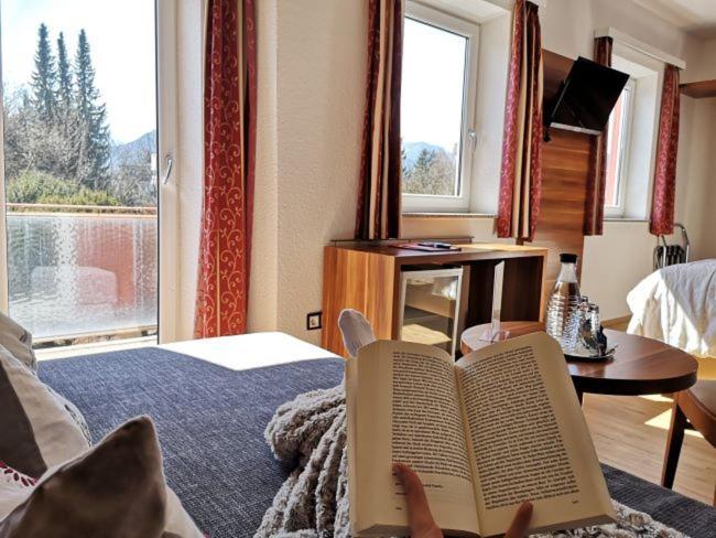Hotel Almrausch บาดไรเฮนฮัล ภายนอก รูปภาพ