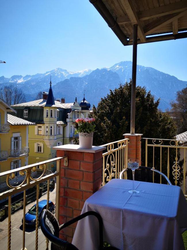 Hotel Almrausch บาดไรเฮนฮัล ภายนอก รูปภาพ