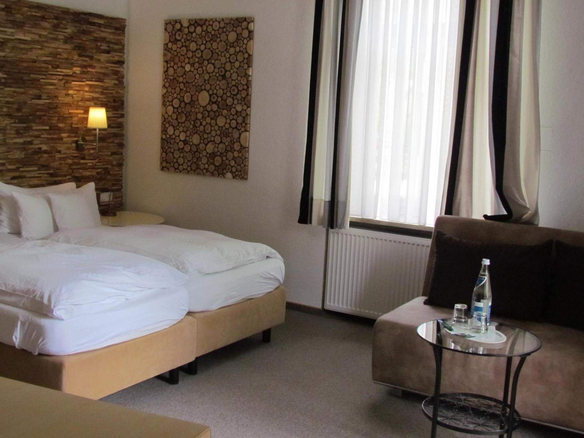 Hotel Almrausch บาดไรเฮนฮัล ภายนอก รูปภาพ